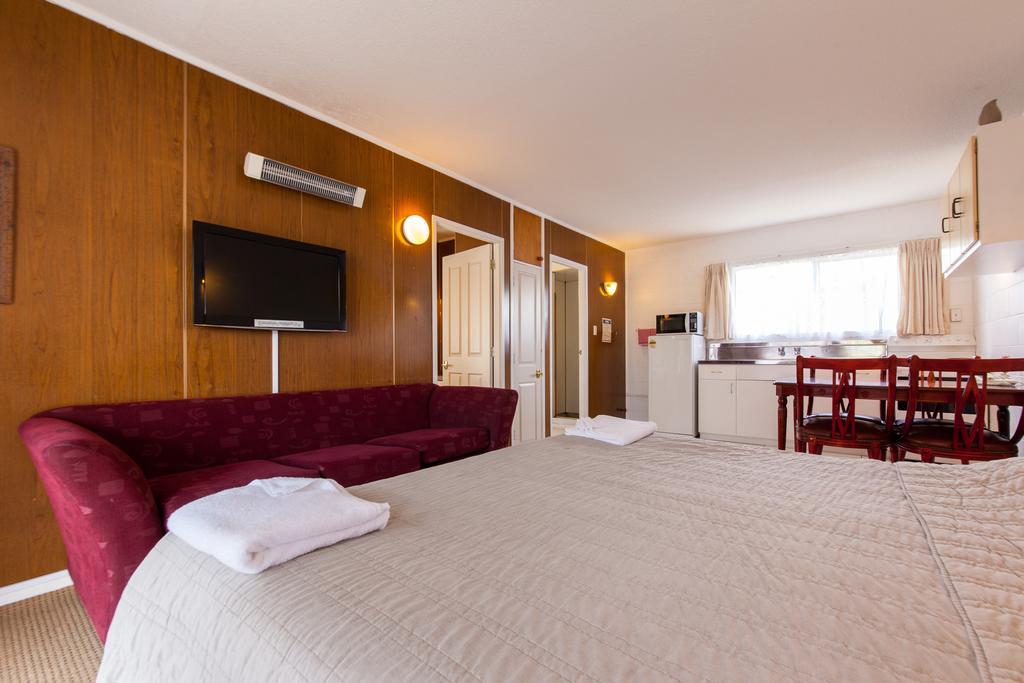 Sunset Lodge Motel Taupaki Bilik gambar